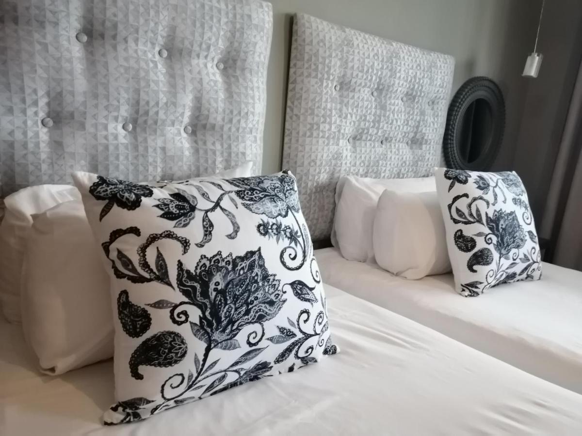 Tsumeb Theater Guesthouse 외부 사진