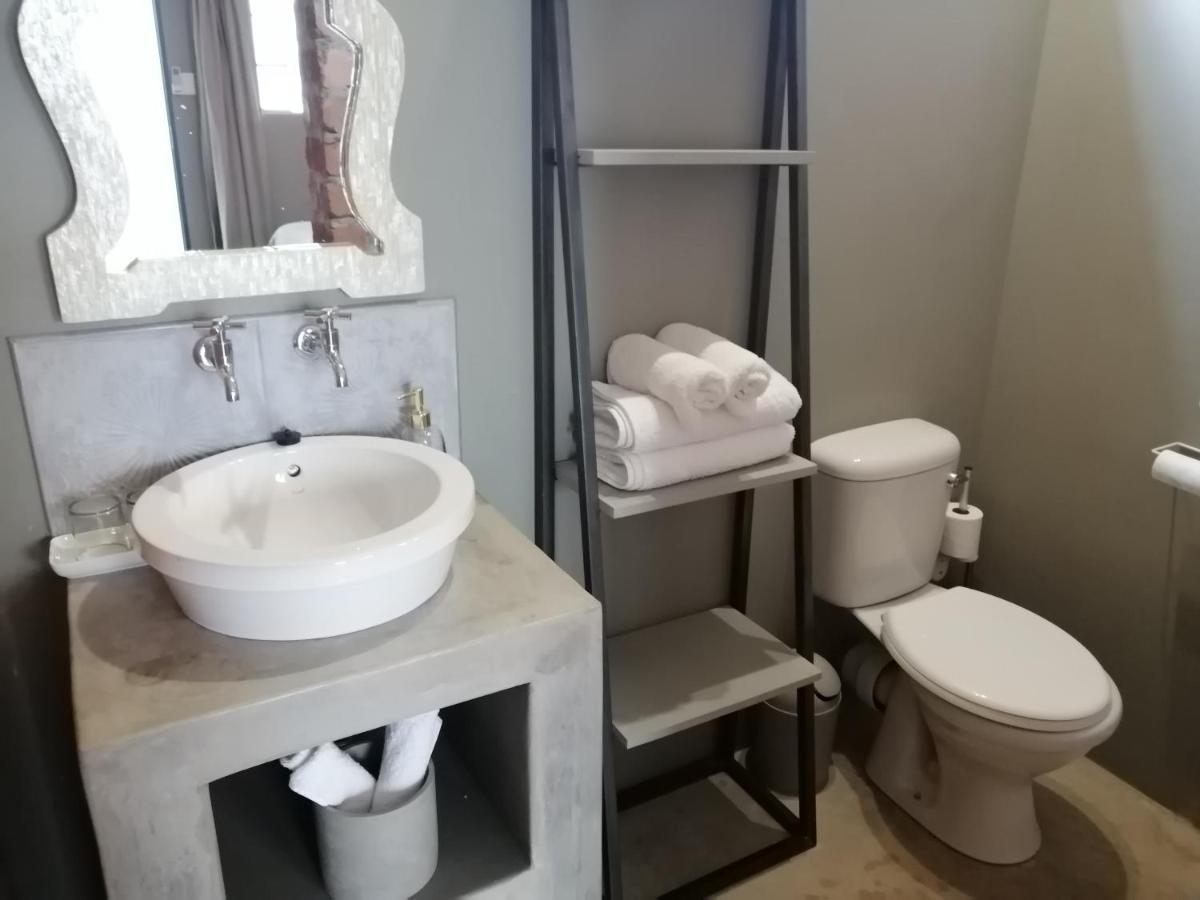 Tsumeb Theater Guesthouse 외부 사진