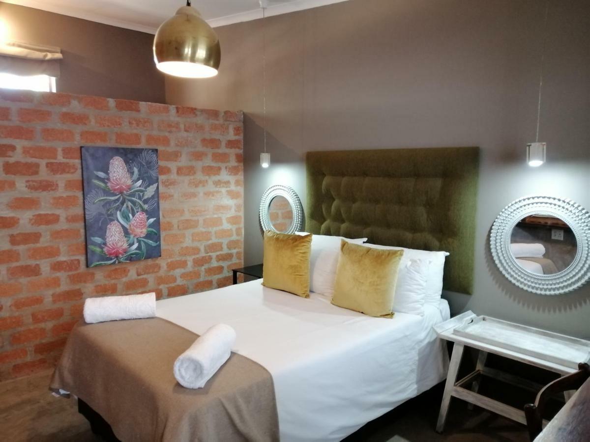 Tsumeb Theater Guesthouse 외부 사진