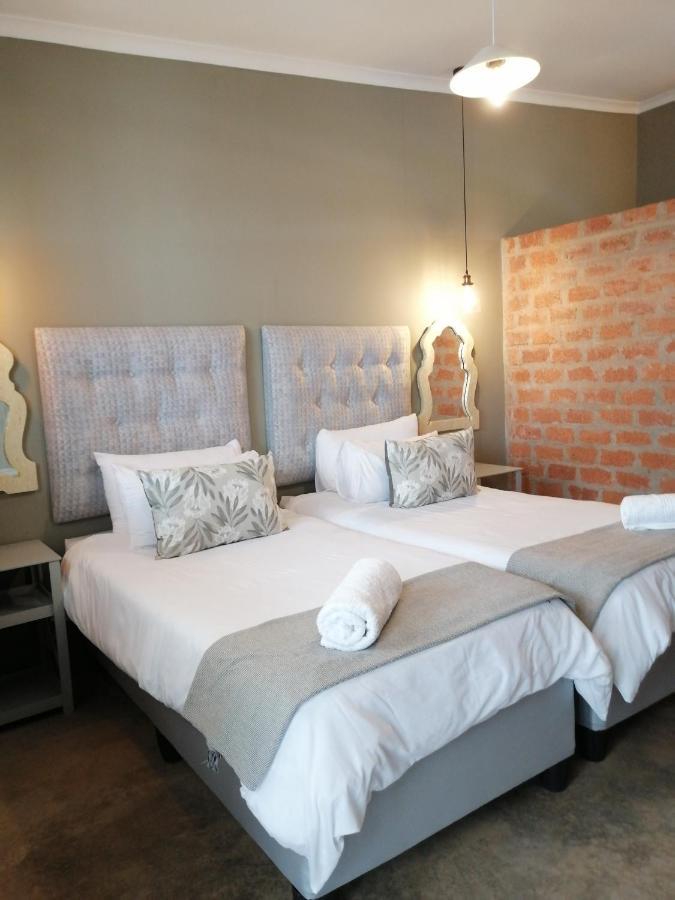 Tsumeb Theater Guesthouse 외부 사진